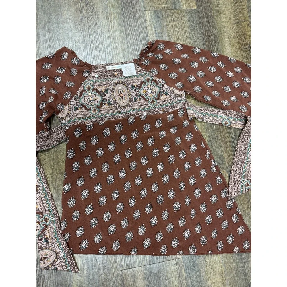 Mary-Kate and Ashley Girls XS 4/5‎ Cinnamon Paisley Sequin Bell Sleeve Tunic Top